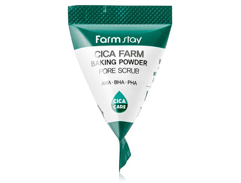 Содовий скраб для обличчя з центелою FarmStay Cica Farm Baking Powder Pore Scrub