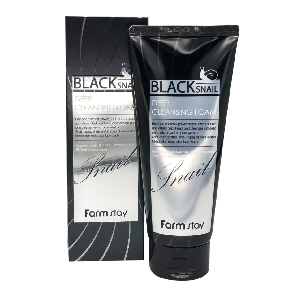 Пінка для обличчя з муцином чорного равлика FarmStay Black Snail Deep Cleansing Foam