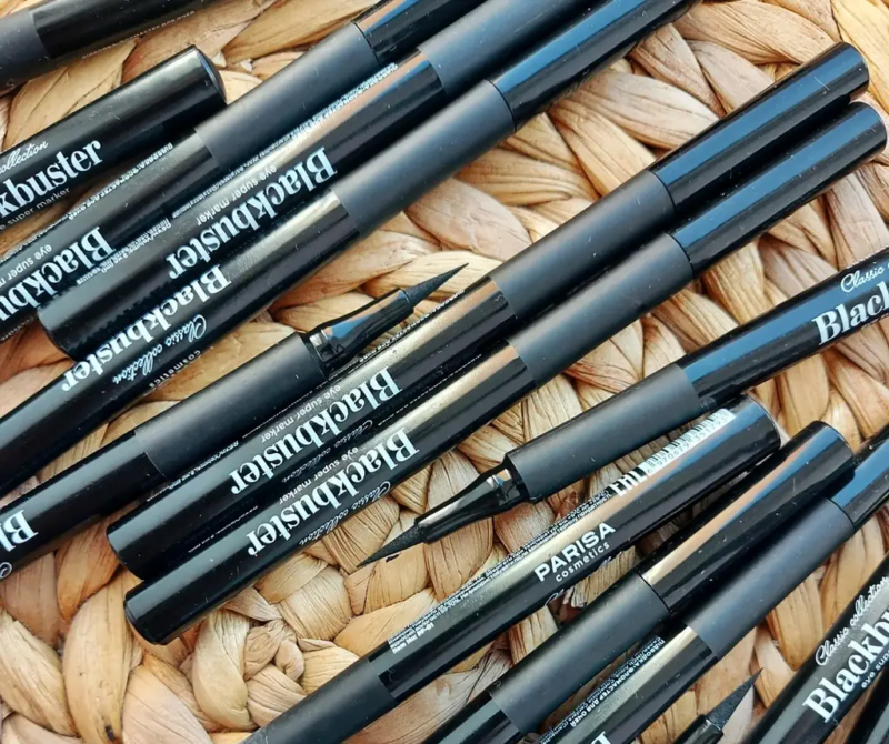 Підводка-лайнер для очей Parisa Cosmetics Blackbuster